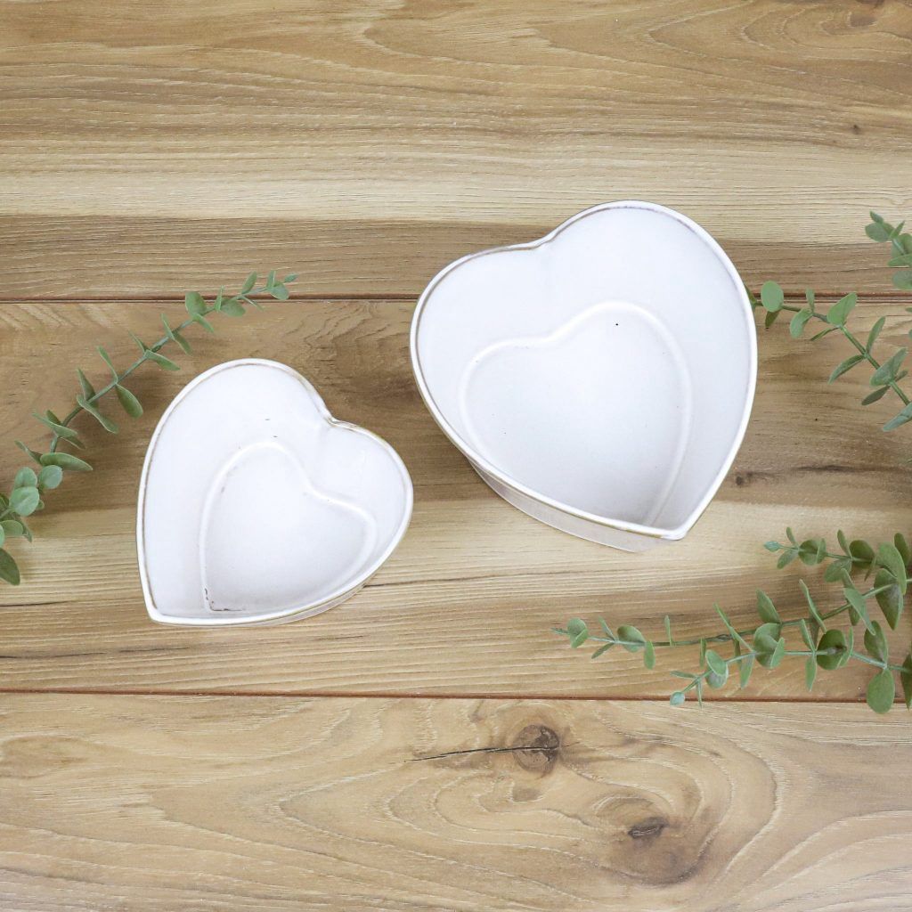 HEART SHAPED POTTERY BOWL, Size: SM