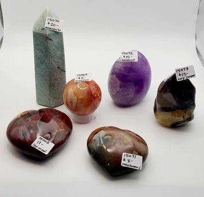 ASSORTED CRYSTAL/ MINERAL