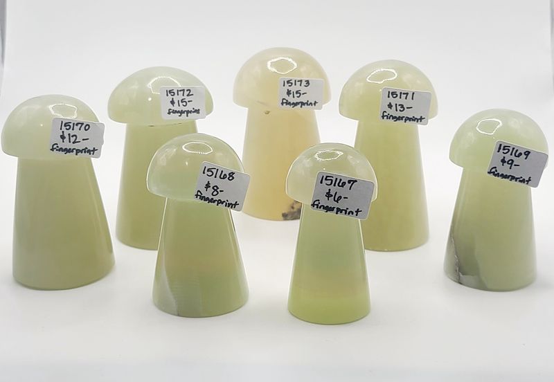 FINGERPRINT GREEN CALCITE MUSHROOM