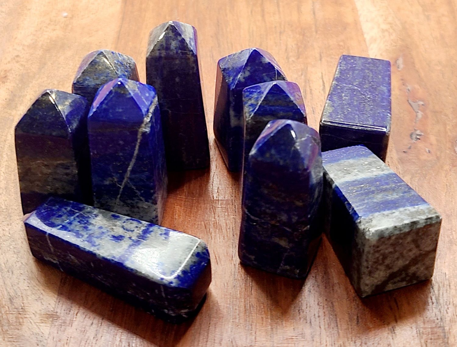 LG LAPIS POINT