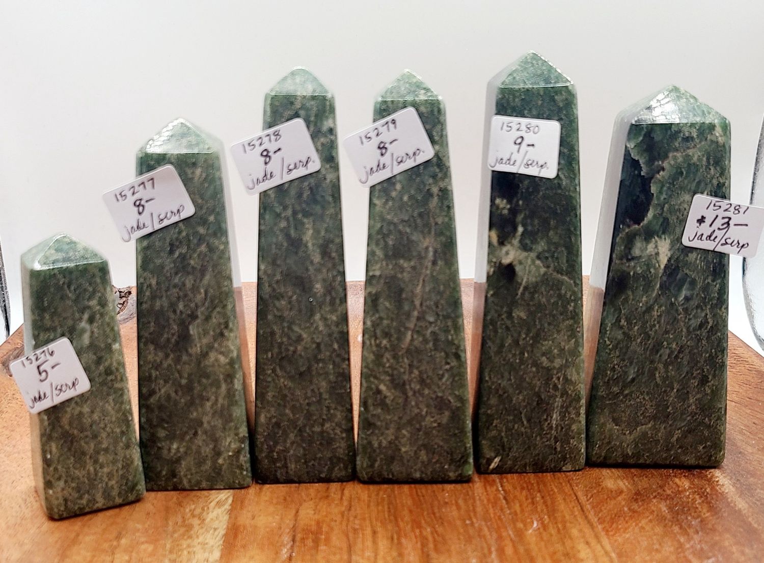 AFGHAN JADE SERPENTINE TOWER, Size: 15276 67 GRAMS