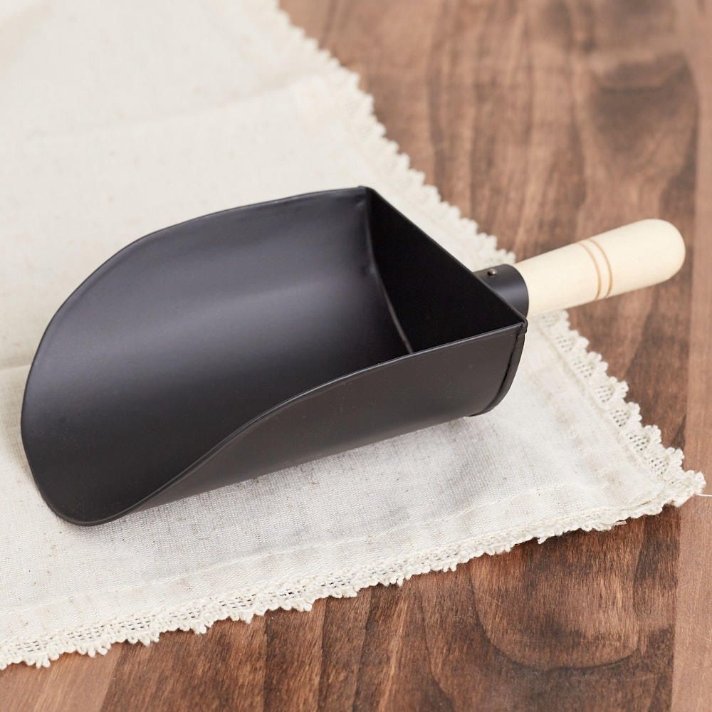 7-1/4&quot; L Reproduction Black Metal Grain Scoop