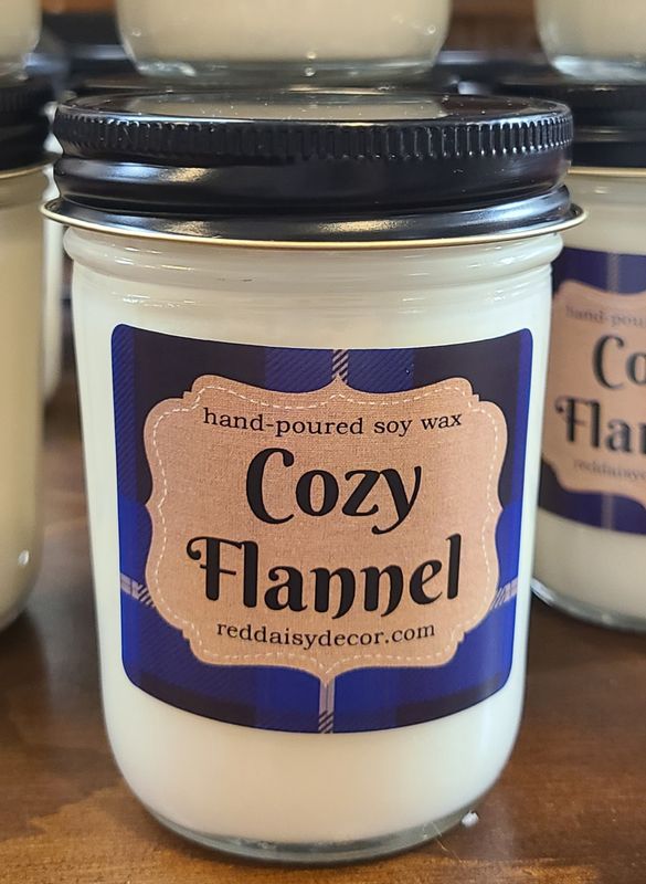 COZY FLANNEL CANDLE