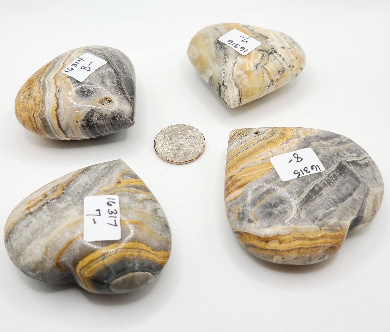 BUMBLEBEE JASPER HEART, WEIGHT: 148 GRAMS