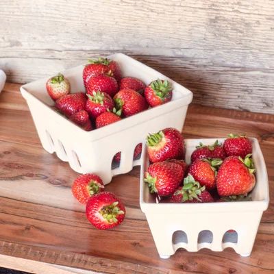 CERAMIC BERRY BASKET, Size: SM