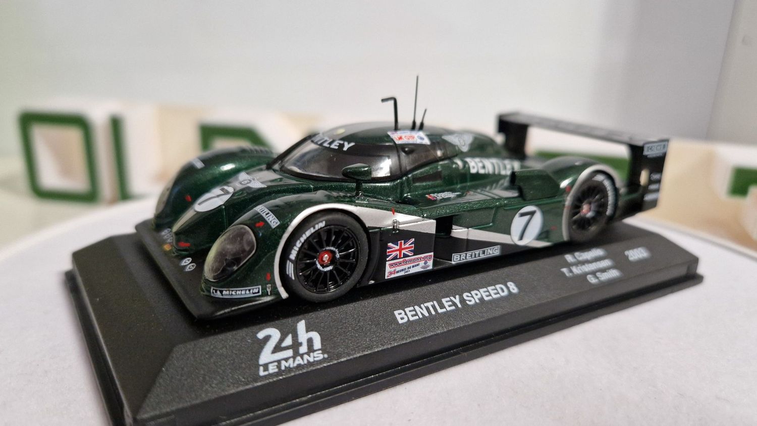 Bentley Speed 8 - gagnant 24h LeMans 2003 -  Kristensen, Capello, Smith