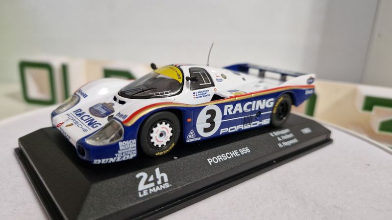 Porsche 956 - gagnant 24h LeMans 1983 Holbert, Haywood, Schuppan