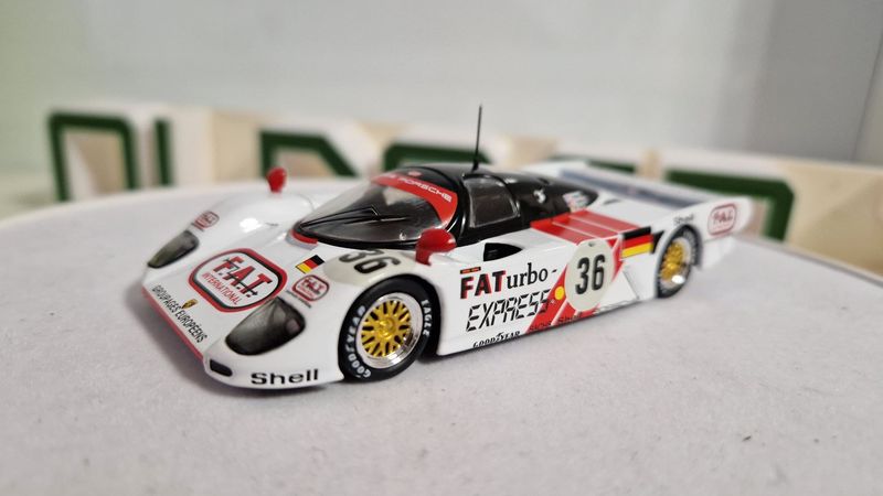 Porsche 962 -36 -  gagnant 24h LeMans 1994