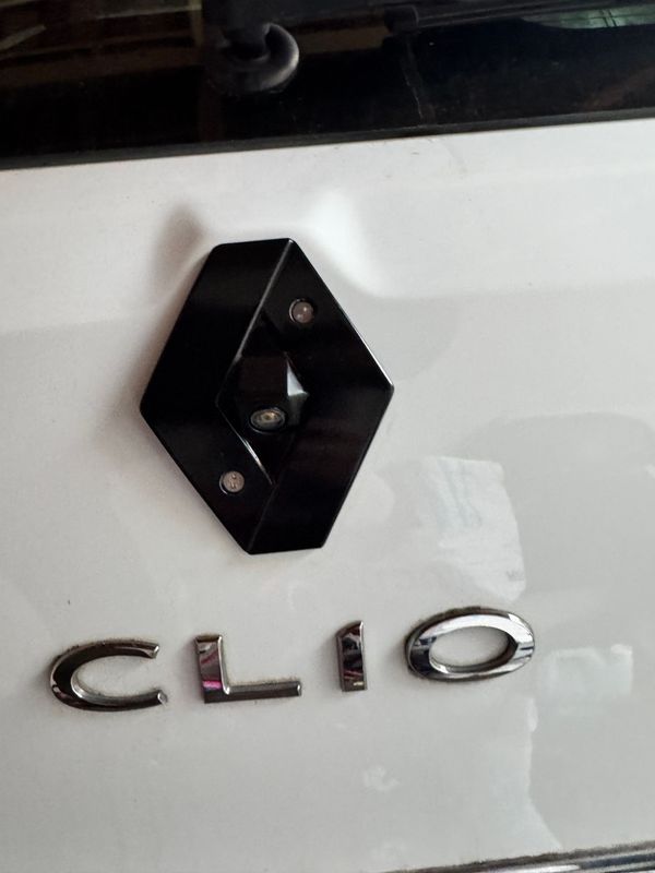 Support caméra arrière - CLIO 4