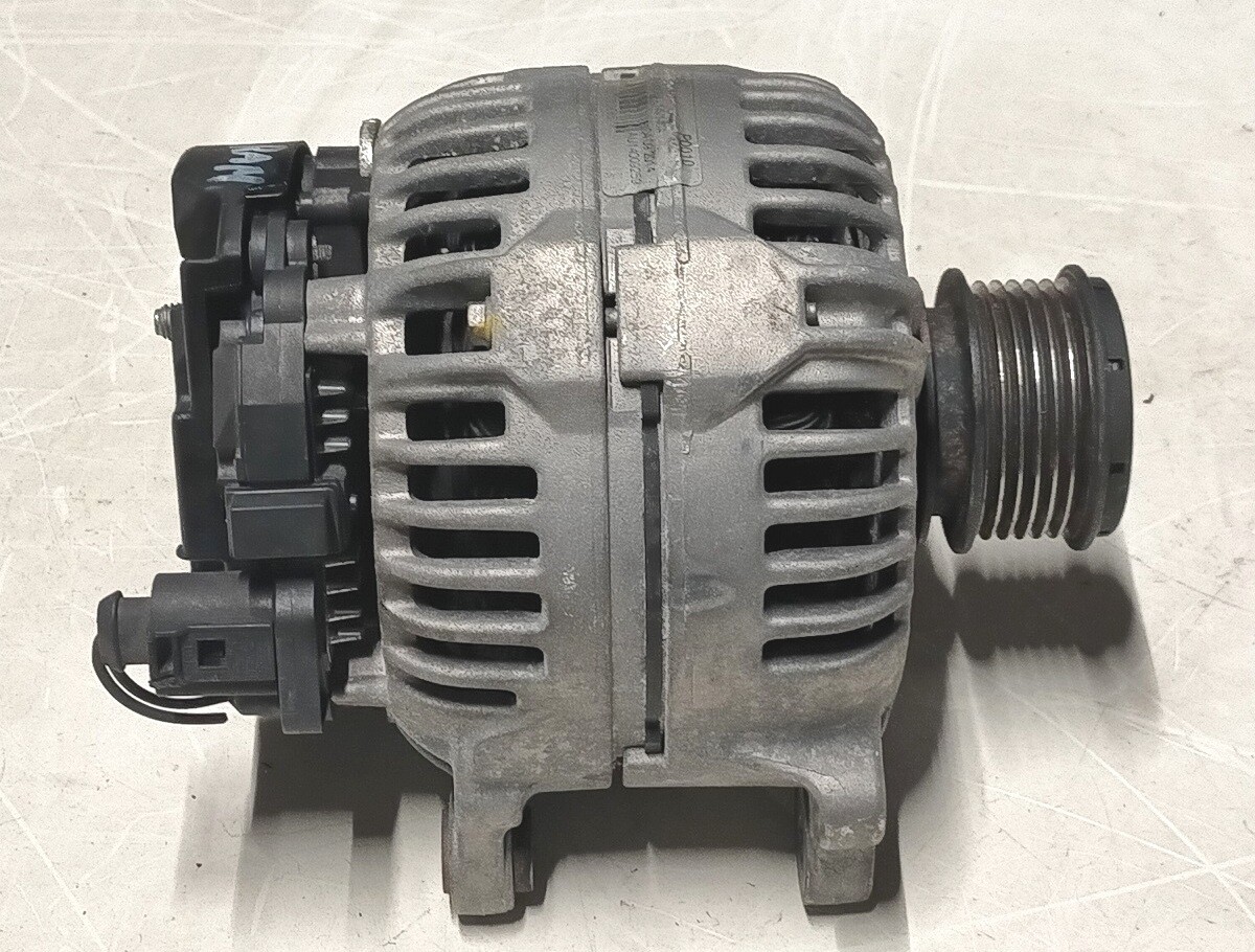 Alternatore VOLKSWAGEN TOURAN 1.9 TDI  2006-2010