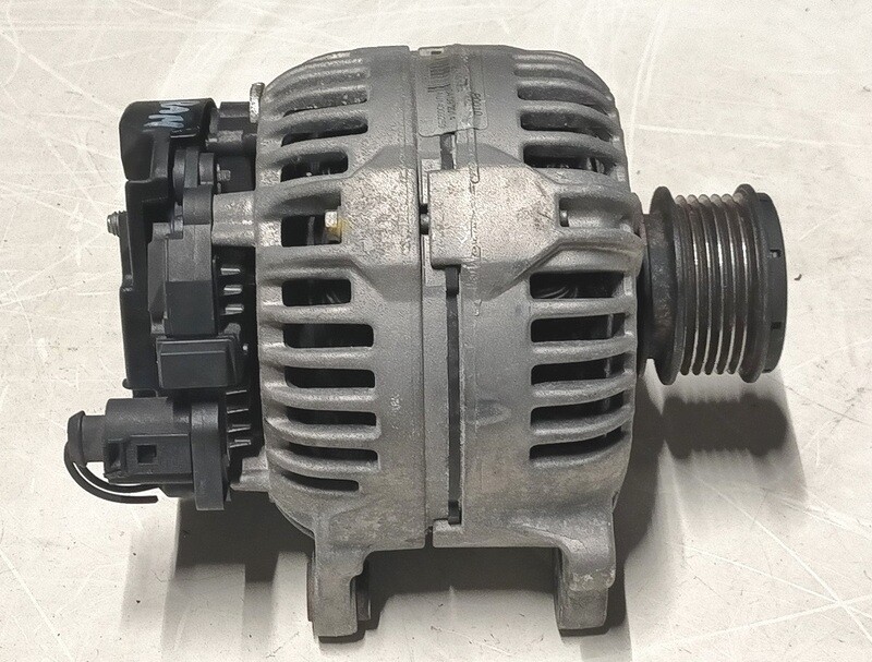 Alternatore VOLKSWAGEN TOURAN 1.9 TDI  2006-2010