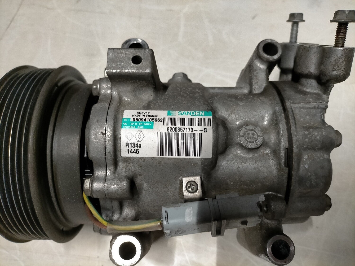 Compressore A/C  RENAULT CLIO 1.2 -8200357173