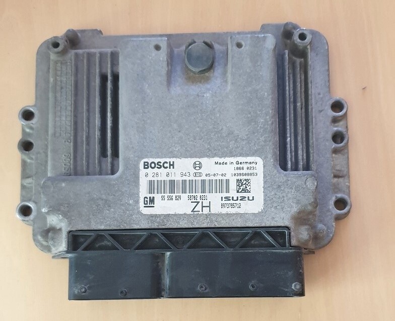 Centralina ECU 55556829 0281011943 OPEL ASTRA H  1.7 CDTI