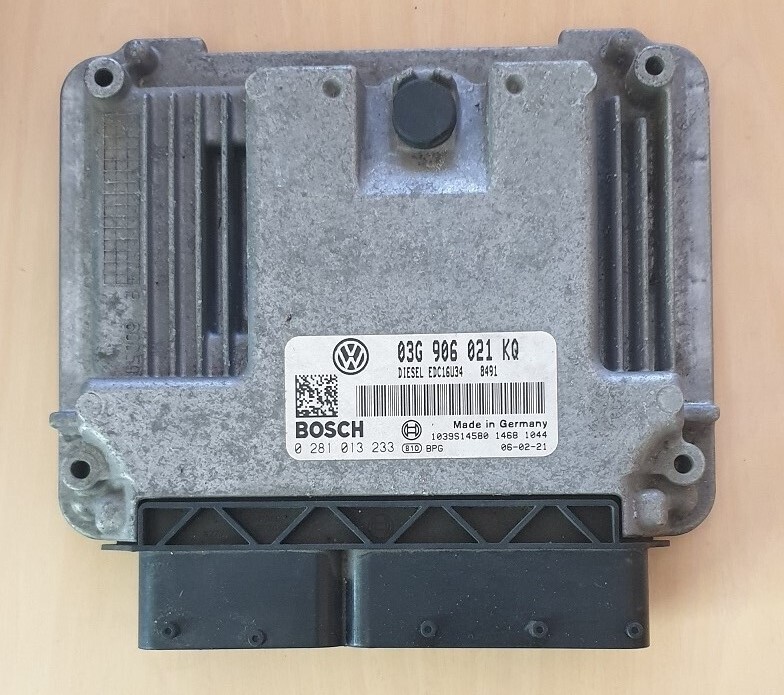 Centralina ECU 03G906021KQ -0281013233 VOLKSWAGEN GOLF 5 PLUS 1.9 TDI