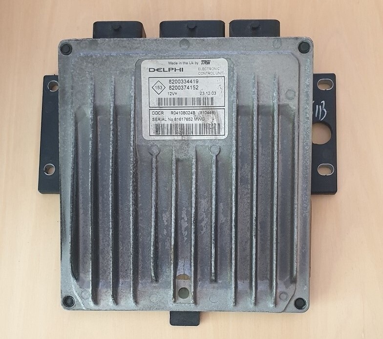 Centralina ECU 8200334419-8200374152 RENAULT MEGANE 1.5 DCI  2004-2010