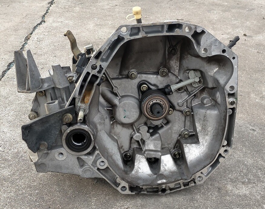 Cambio RENAULT MEGANE 1.5 DCI 5M -8200166686 2003-2008