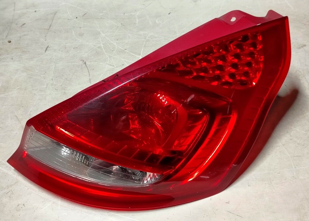 Fanale posteriore destro 8A6113404A FORD FIESTA 2008-2012