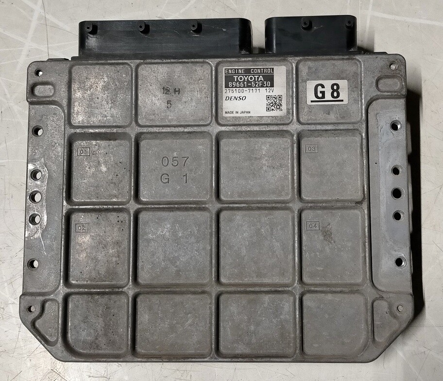 Centralina ECU 89661-52F30 TOYOTA YARIS 1.8 Benzina 2005-2010