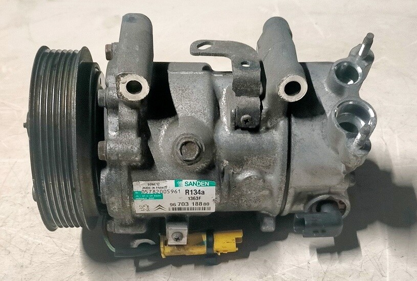 Compressore A/C  9670318880 CITROEN - PEUGEOT 2004-2010