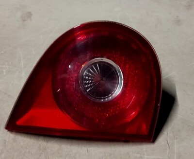 Fanale posteriore interno sinistro 1K6945093E VOLKSWAGEN GOLF 5
