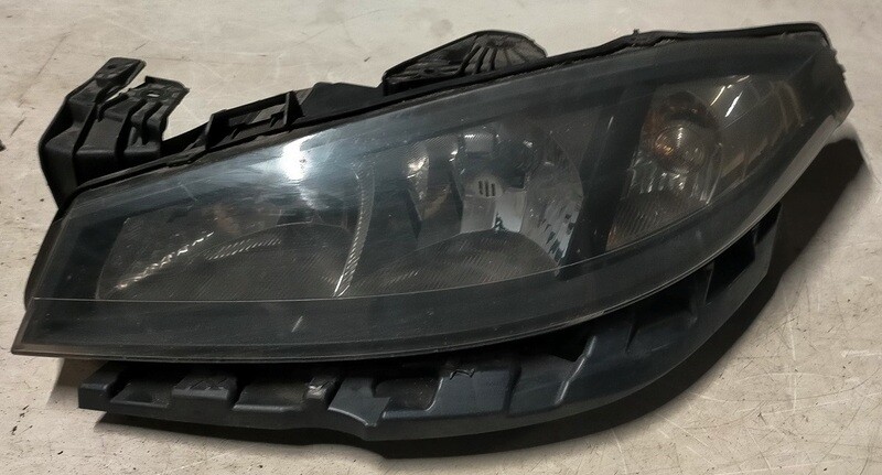 Fanale anteriore sinistro 8200481196 RENAULT LAGUNA 2004-2007