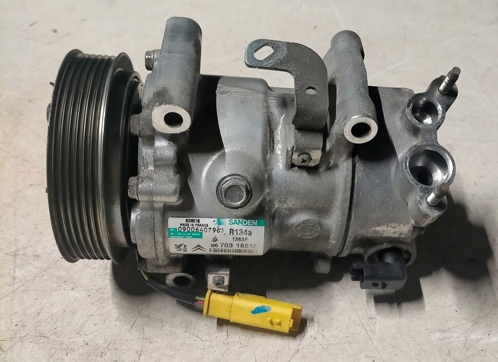 Compressore A/C 9670318880 CITROEN 3 PICASSO 1.4 B/GPL  2006-2011