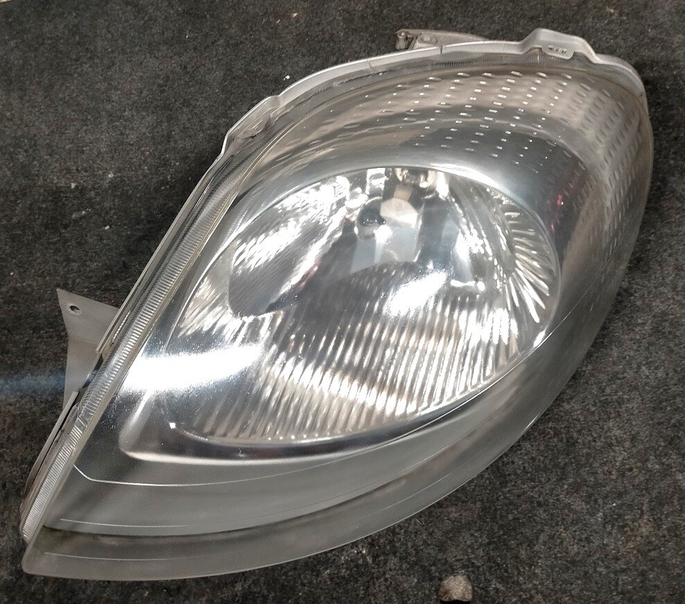 Fanale anteriore sinistro 91165719 OPEL VIVARO 2006-2011
