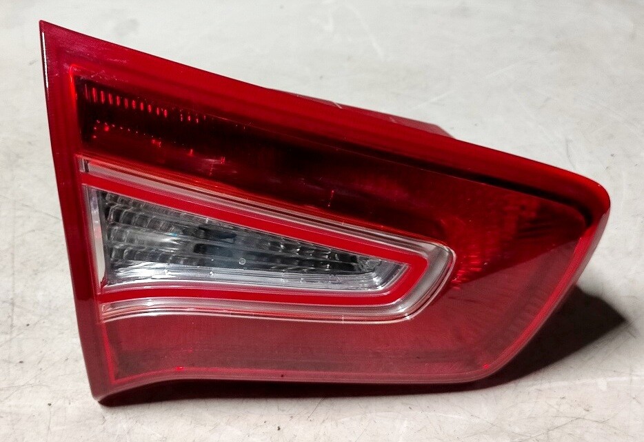 Fanale posteriore interno sinistro 924503W010 KIA SPORTAGE 2010-2016
