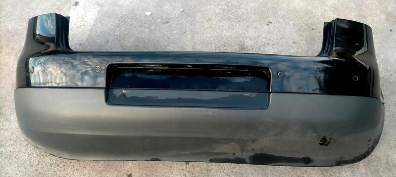 Paraurti posteriore VOLKSWAGEN GOLF 5  2004-2009