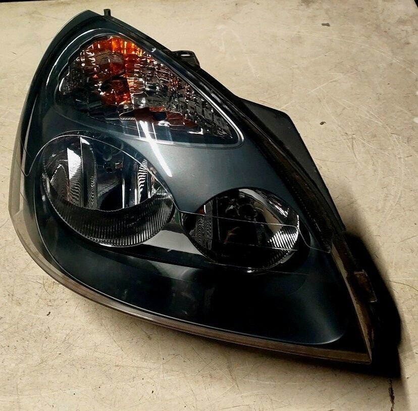 Fanale  anteriore destro 7701054063 RENAULT Clio  2001-2006