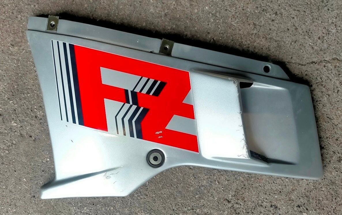Carena sinistra 1AE 2835U YAMAHA FZ 750 - 1985
