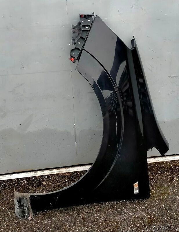 Parafango anteriore sinistro OPEL ZAFIRA B 2007-2012