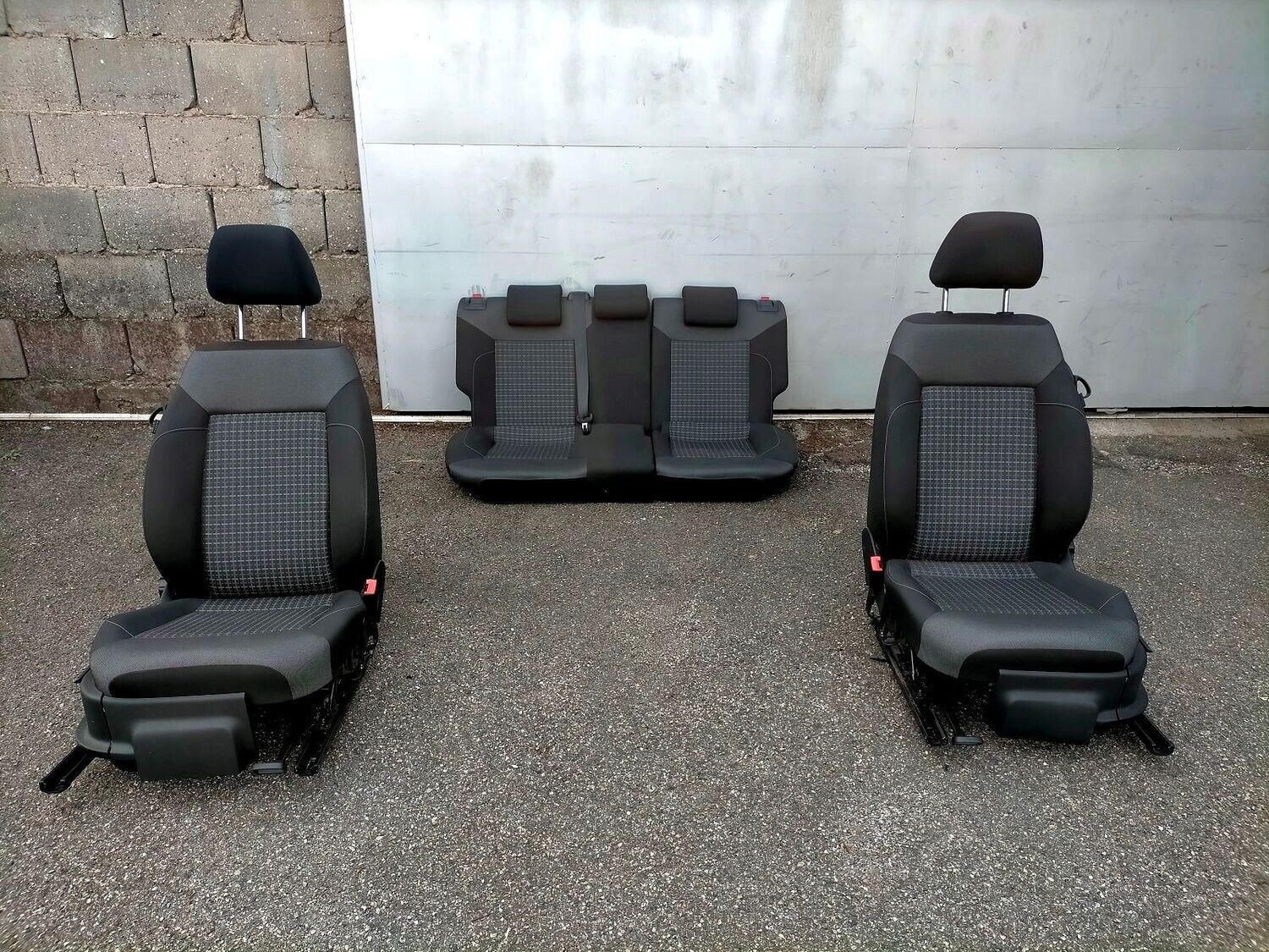 Sedili interno completi VOLKSWAGEN POLO 6C  3 Porte 2013-2017