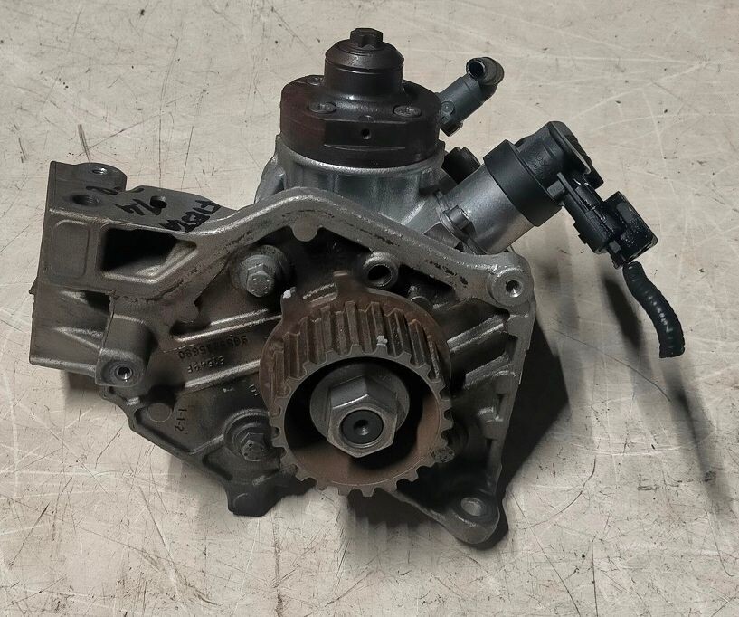 Pompa iniezione BOSCH 0445010516 LW FORD FIESTA 1.4 Tdci 2008-2013