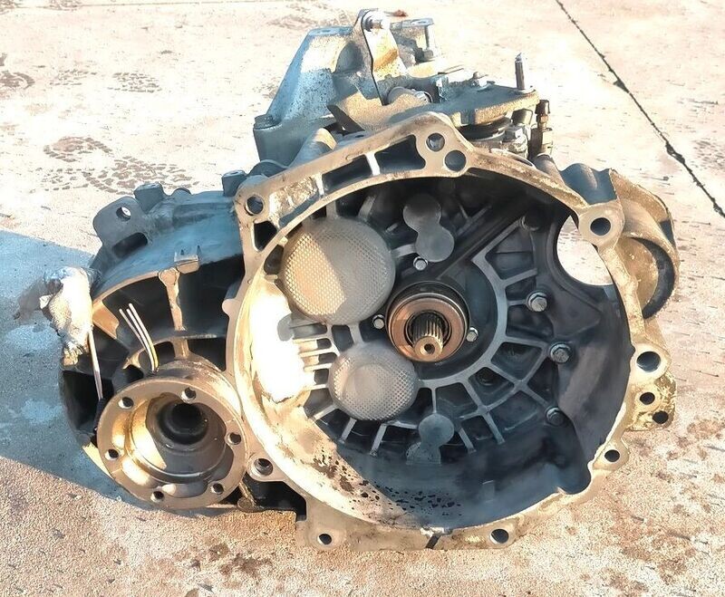 Cambio 6M  02M301103D AZ91HP  VOLKSWAGEN GOLF 4  130 CV  1998-2002