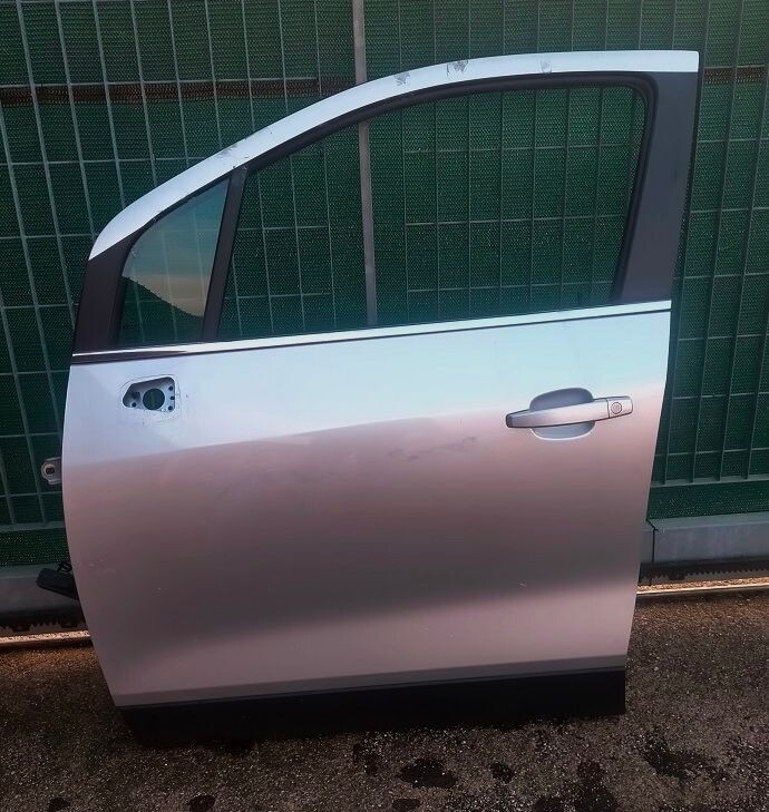 Porta anteriore sinistra OPEL MOKKA 1.6 CDTI 2016