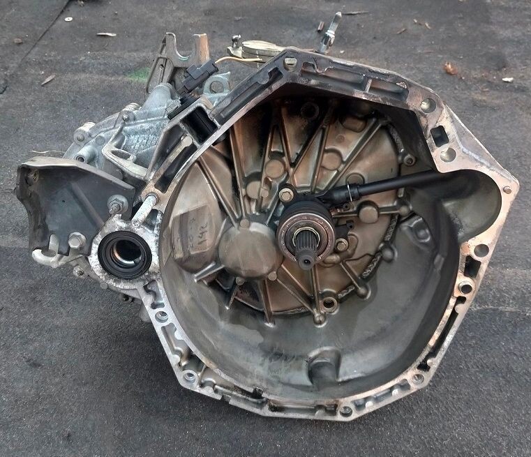Cambio 8200790639 RENAULT SCENIC 1.5 DCI 2005-2010    6M