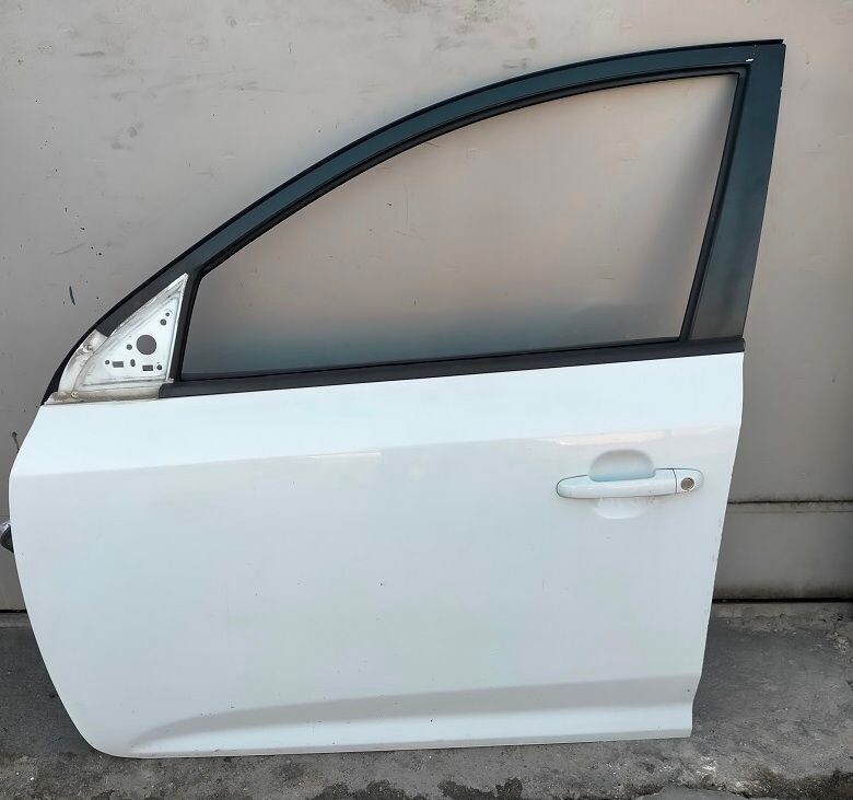 Porta anteriore sinistra KIA CEED 2006-2012