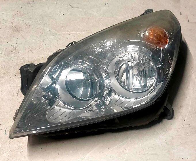 Fanale anteriore sinistro 1EG270370 ASTRA H  2005-2010