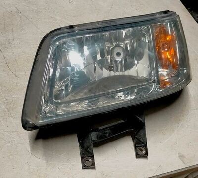 Fanale anteriore sinistro 0301191301 VOLKSWAGEN TRANSPORTER T5  2003-2009