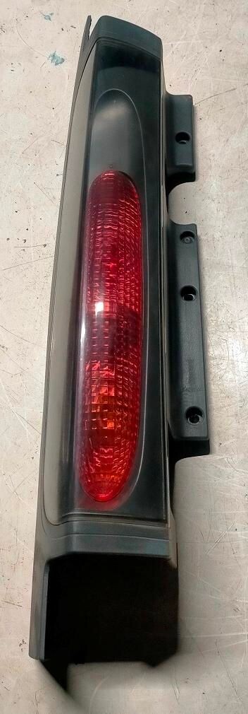 Fanale posteriore sinistro 8200202746 OPEL VIVARO 2006-2012