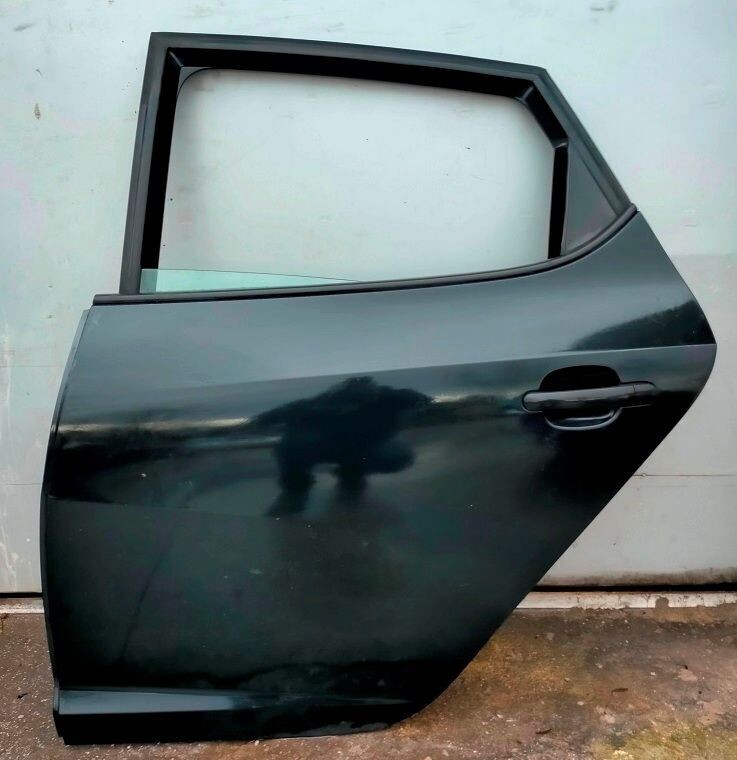Porta posteriore sinistra SEAT IBIZA 6J5 1.2 TDI 2008-2012