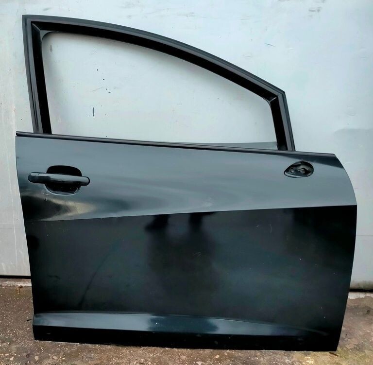 Porta anteriore destra SEAT IBIZA 6J5 1.2 TDI 2008-2012