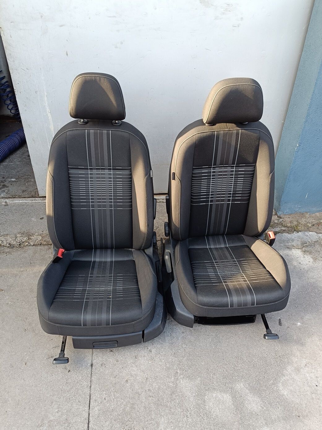 Sedili anteriori VOLKSWAGEN GOLF 7 Berlina 2012-2017
