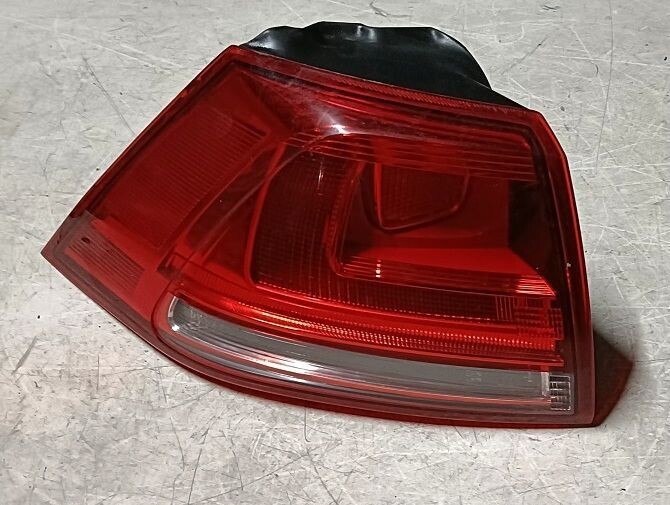 Fanale posteriore sinistro 5G0945095M VOLKSWAGEN GOLF 7 2012-2017 con lampadine
