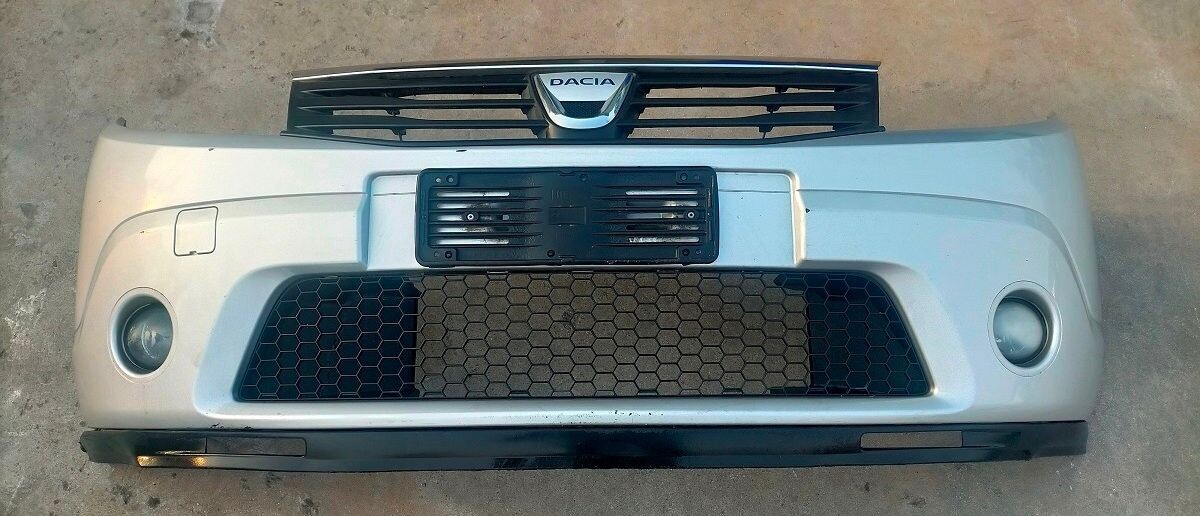 Paraurti anteriore 8200526596 DACIA SANDERO (2008-2012)