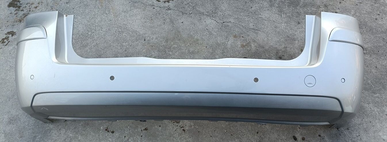 Paraurti posteriore OPEL ZAFIRA B 2007-2012 con sensori