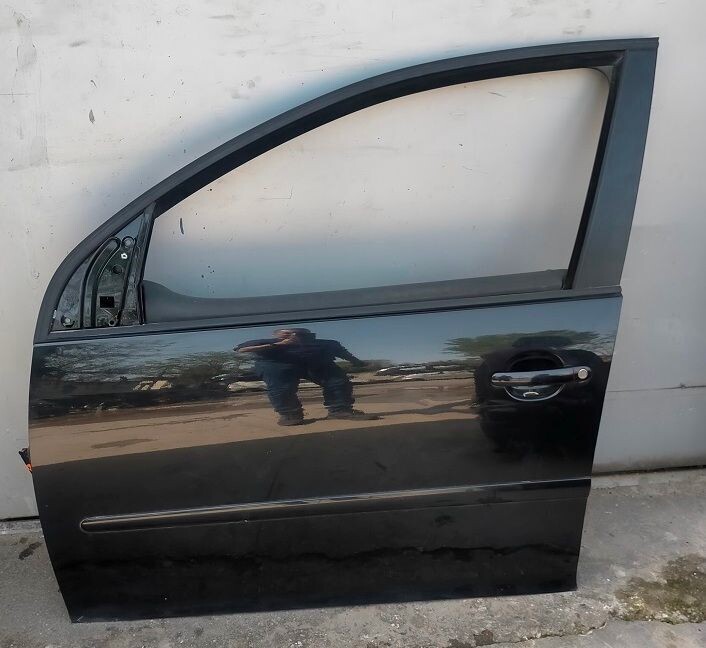 Portiera anteriore sinistra VOLKSWAGEN GOLF 5  2003-2008