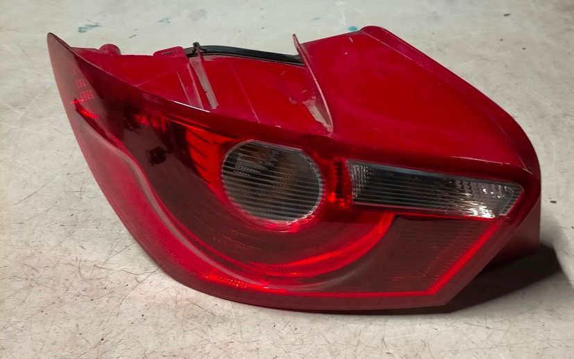 Fanale posteriore sinistro 6J3945095F SEAT IBIZA 6J  2008-2012  3 porte