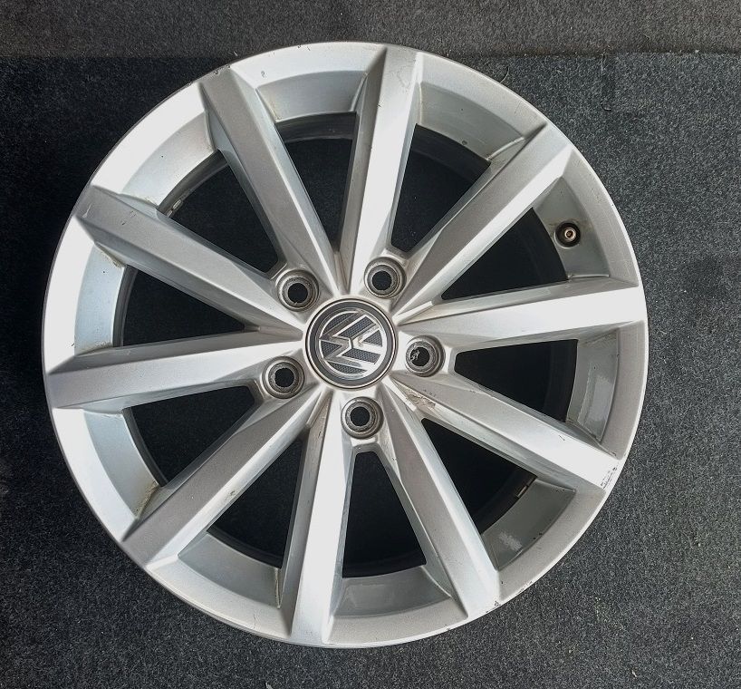 Cerchio in lega 6,5 X16  ET 46 5G0601025BQ VOLKSWAGEN GOLF 7